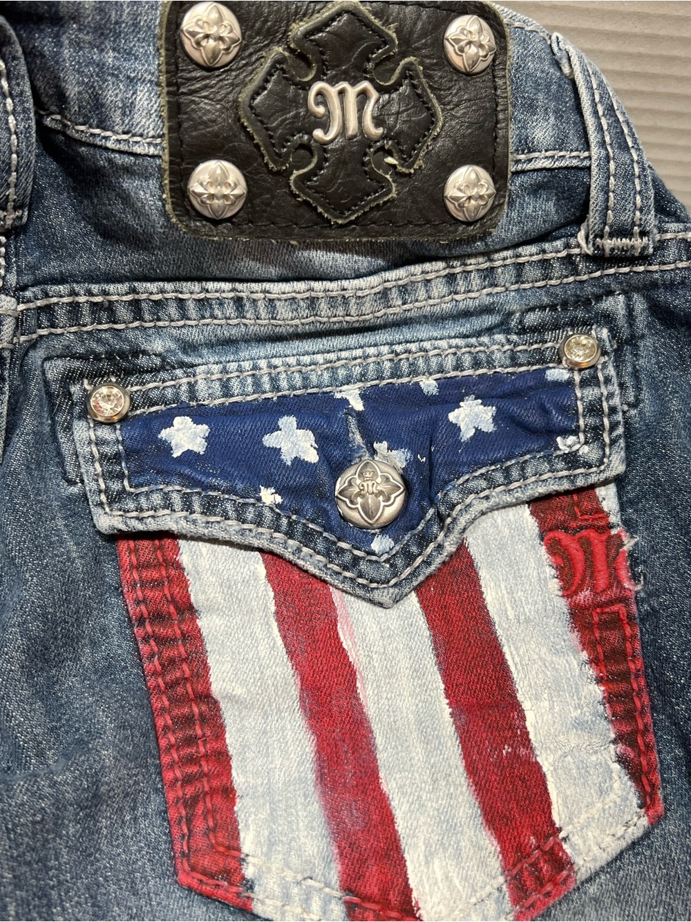 Miss Me Fun Patriotic Red & Blue American Flag Painted Denim Shorts JS4481H6- 25 - Picture 12 of 16